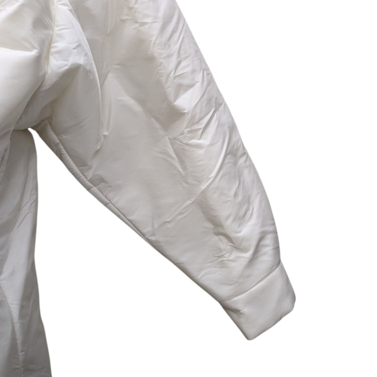 PRADA(プラダ) ライトRe Nylonパデッドジャケット 291968 ホワイト