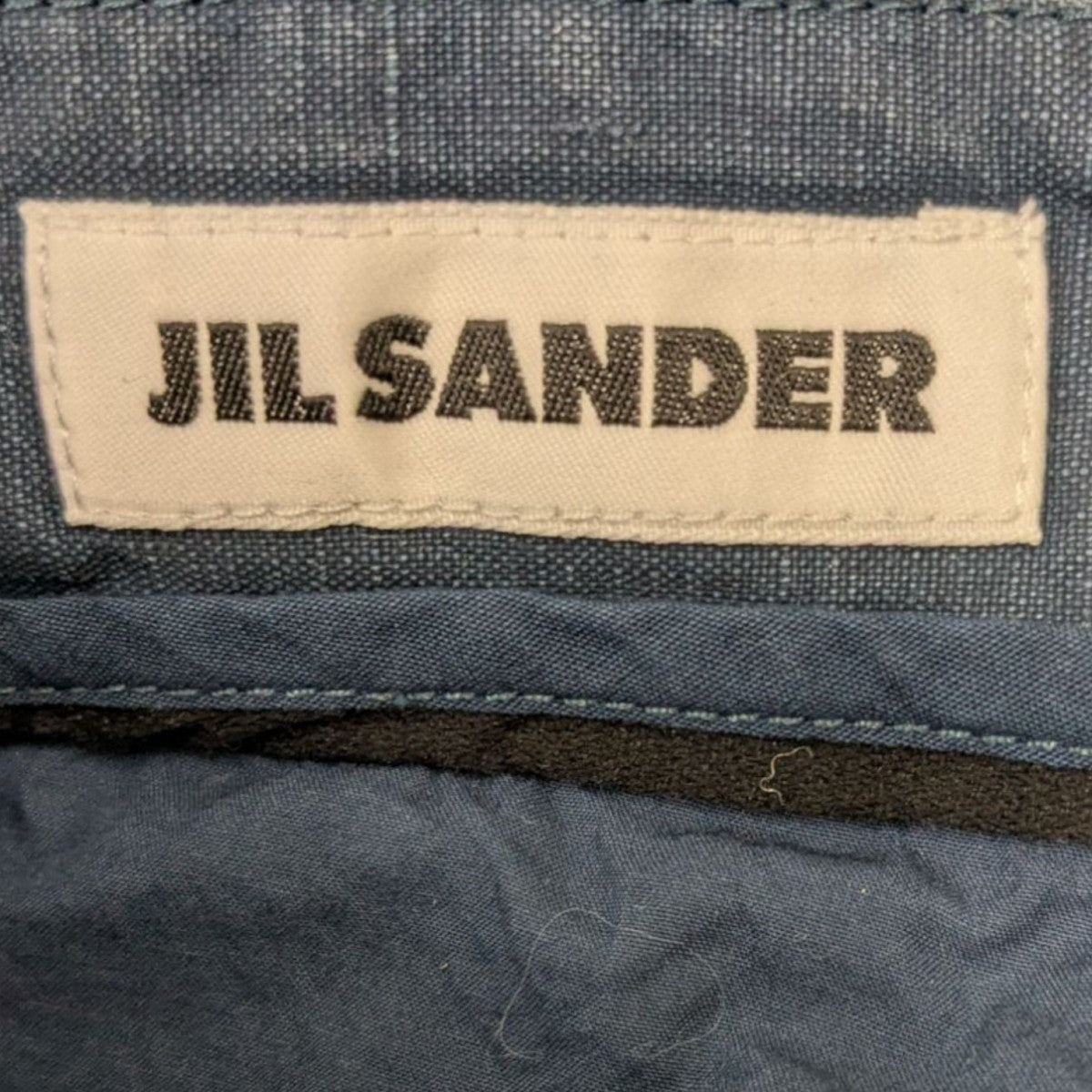 JIL SANDER☆フロントクロージャーショートパンツ リネン プレス JIL SANDER(ジルサンダー) リネンショートパンツ J22KA0119