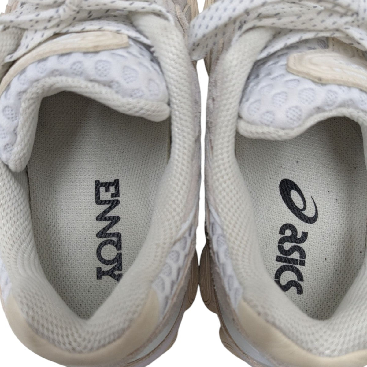 asics×ENNOY GEL-NIMBUS 9 WHITE CREAMローカットスニーカー1201B034