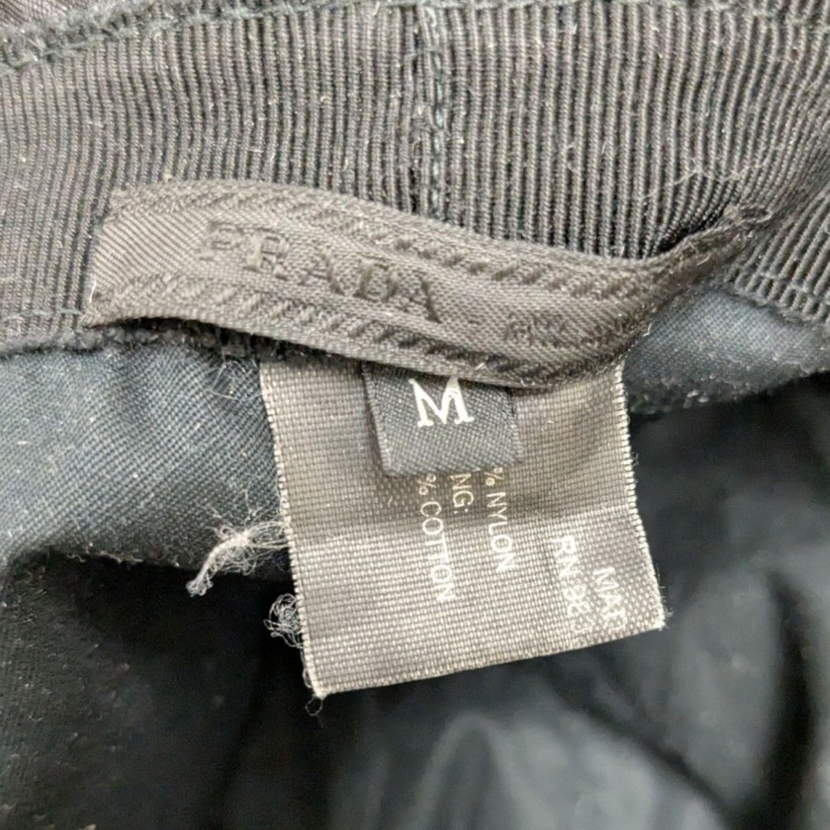 PRADA　プラダ　ハラコ　ハット　希少　ブラック　サイズL　CALF FUR PRADA(プラダ) バケットハット ブラック｜【公式】カインドオル