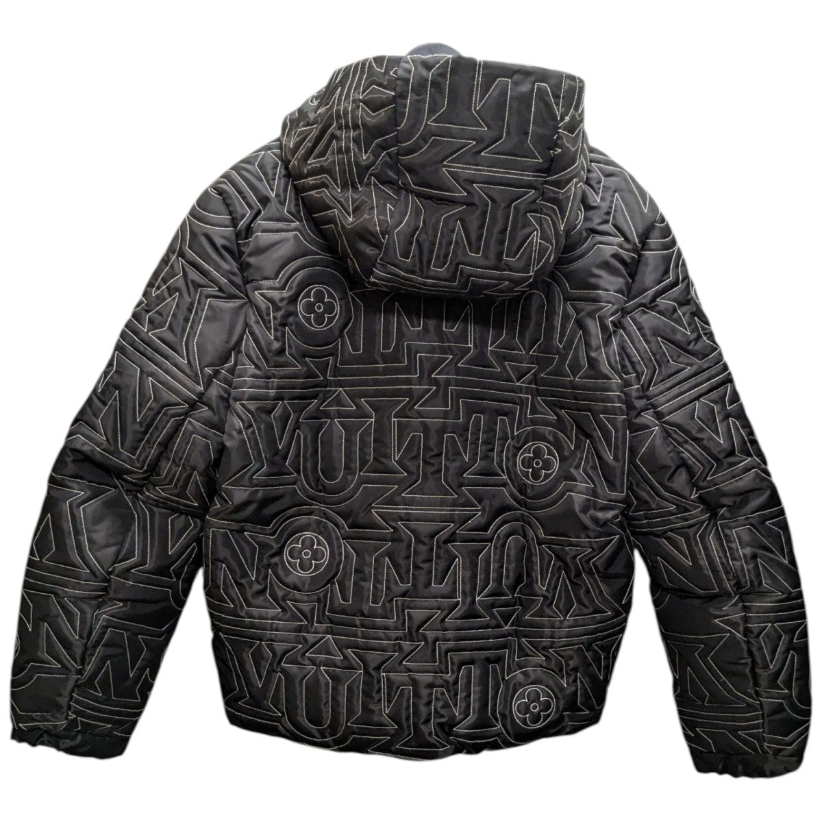 LOUIS VUITTON(ルイヴィトン) スノーダウンジャケット ブラック サイズ