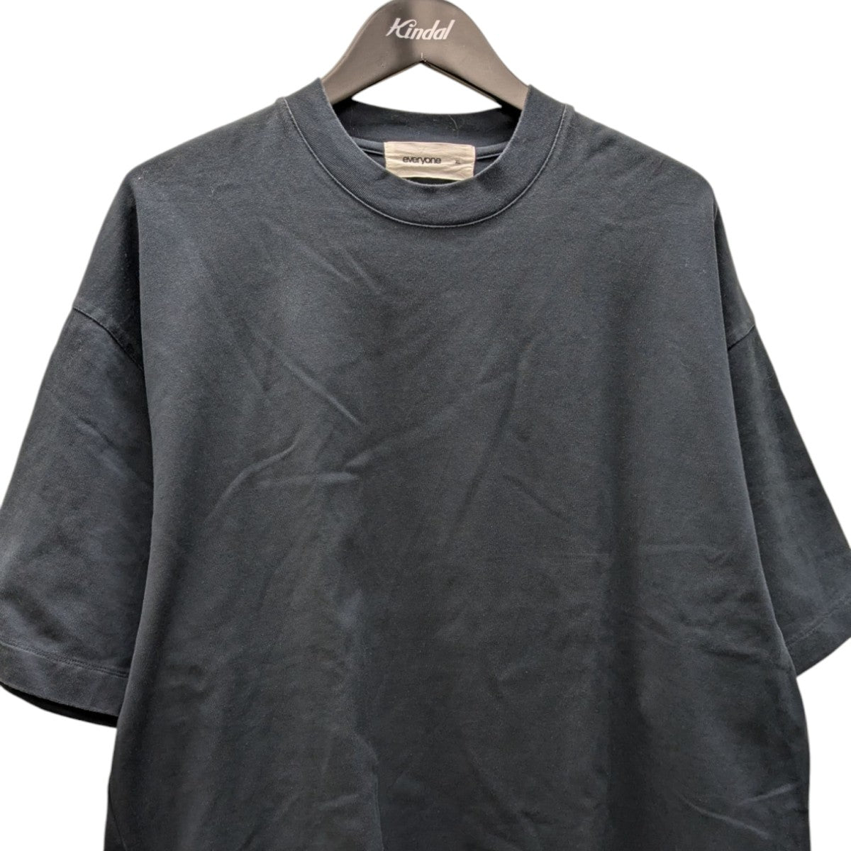 クルーネックTシャツ