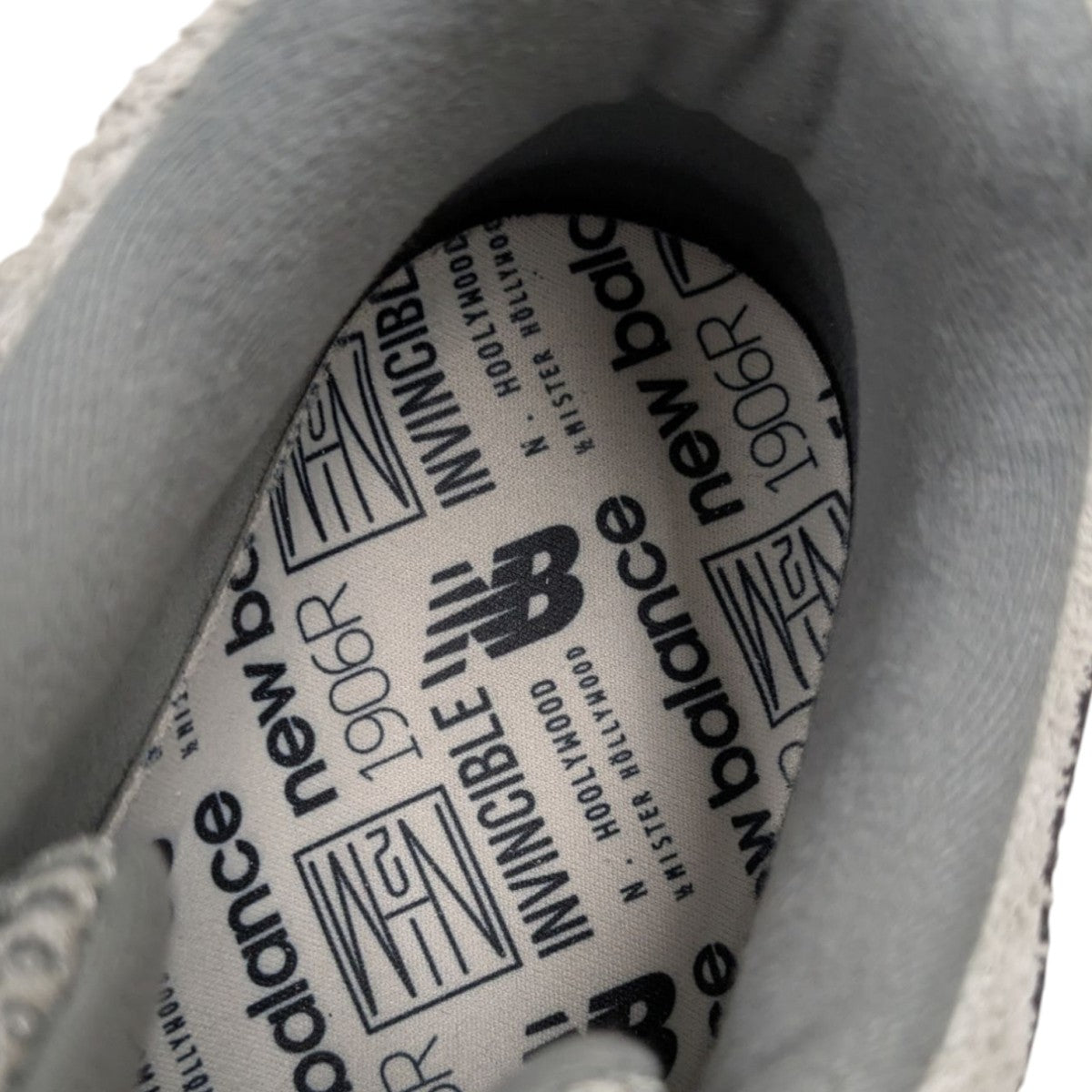 NEW BALANCE×N．HOOLYWOOD×INVINCIBLE スニーカーM1906RNI