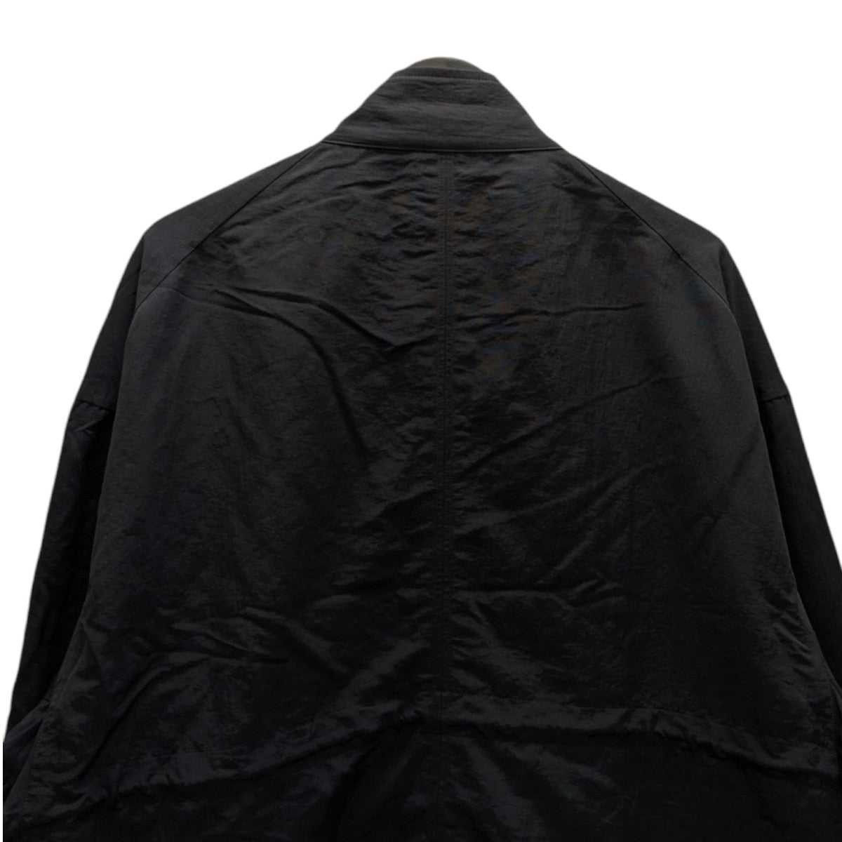 25ssベッドフォードボンバージャケット ベッドフォードの25年春夏、ひび割れ加工のレザージャケット