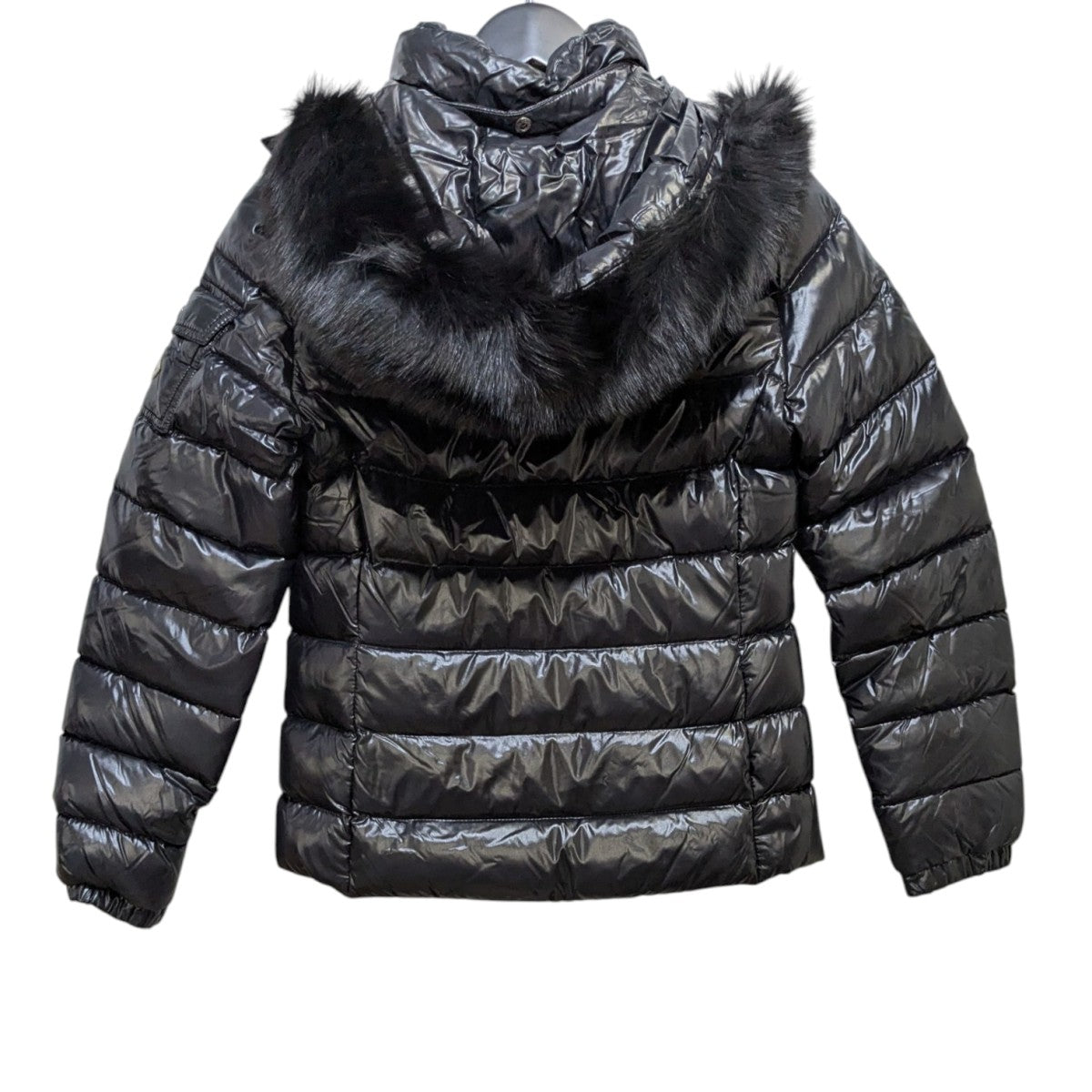 MONCLER(モンクレール) BADYFUR ダウンジャケット E20934631425