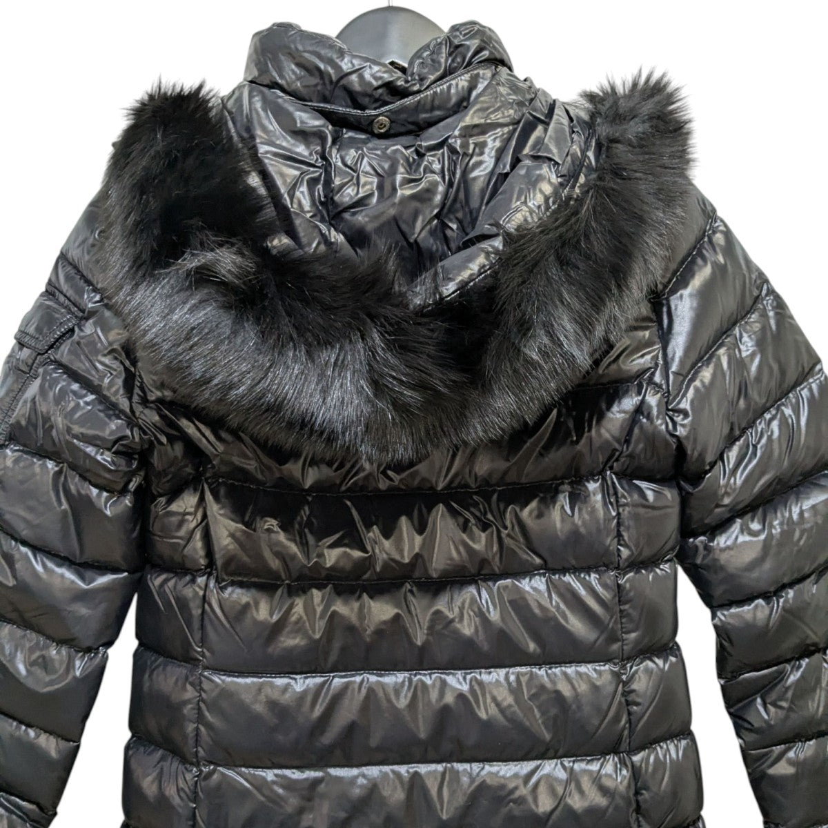 V*n様 MONCLER / BADYFUR ダウンジャケット 00 フォックス パリ直営店買付【MONCLER】Badyfフードファー付きショートダウン
