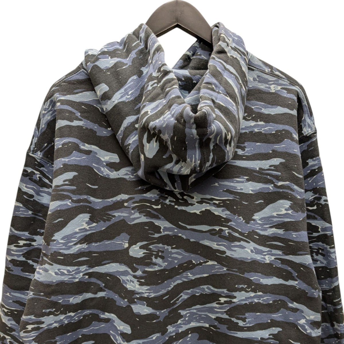 K*o様 シュプリーム スモールボックスロゴパーカー タイガーカモ Lサイズ Supreme(シュプリーム) 24AWSmall Box Hooded Sweatshirt Blue Tiger