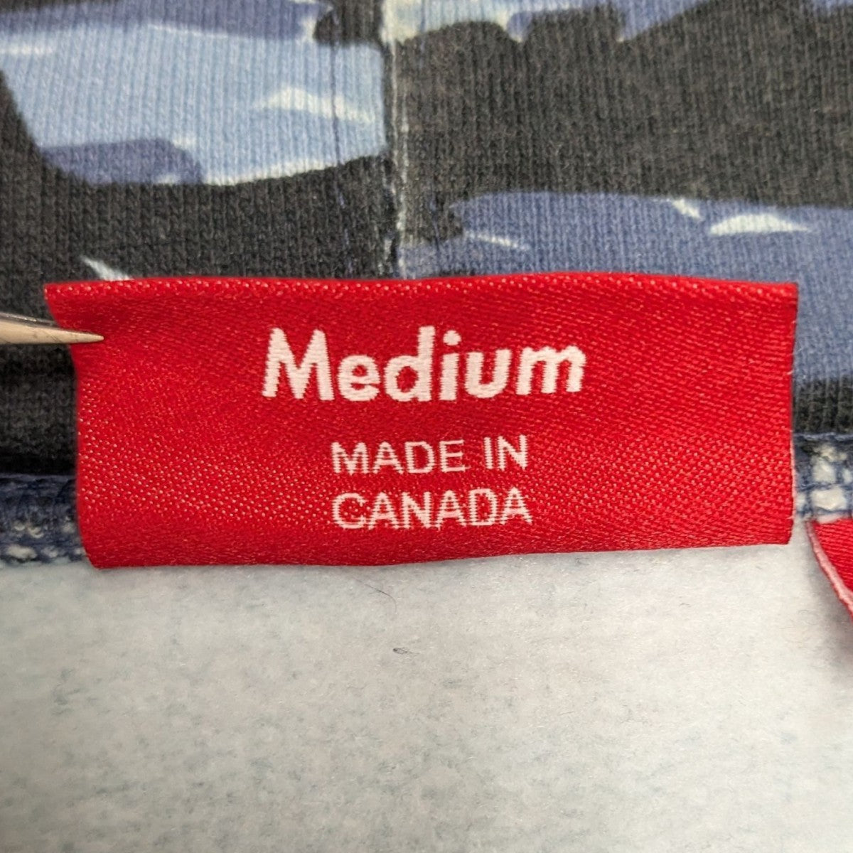 Supreme 24AWSmall Box Hooded Sweatshirt Blue Tiger Camoカモ柄スモールボックスロゴパーカー 古着・中古-7枚目のアイテム画像