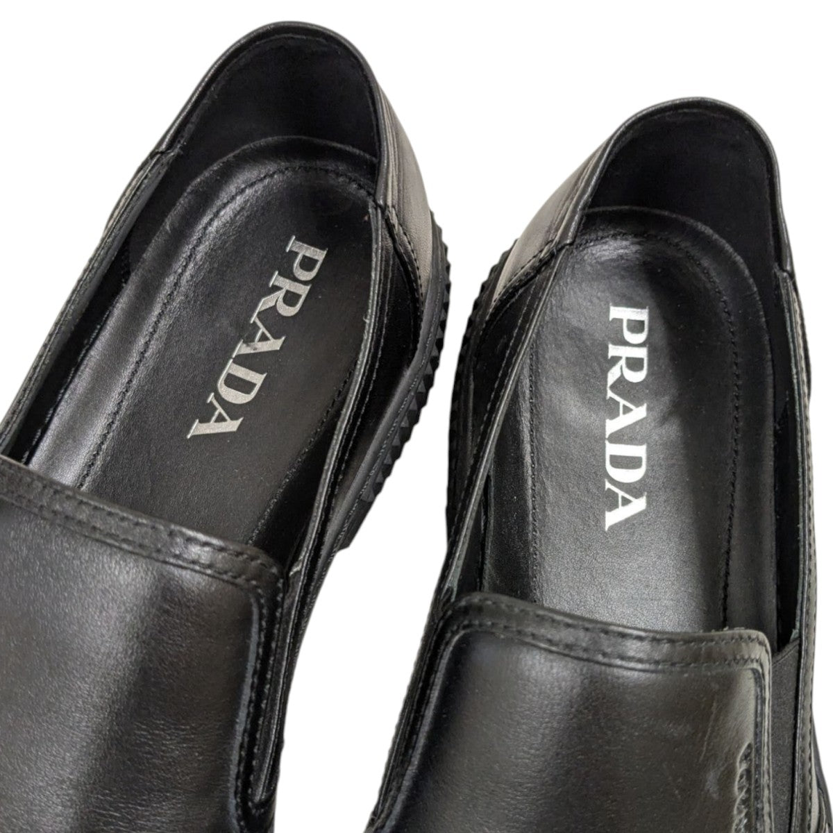 PRADA エナメルローファー　スリッポン PRADA - 【新品未使用】PRADA ローファーの通販 by sweetie