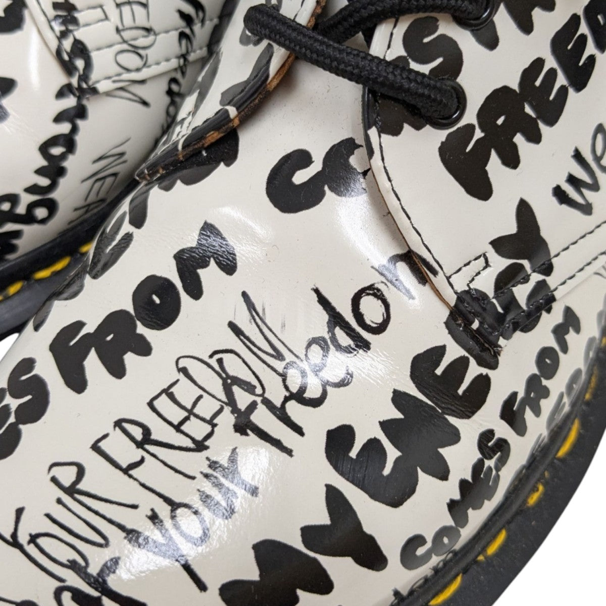 COMME des GARCONS COMME des GARCONS×Dr．Martens 3ホールシューズ