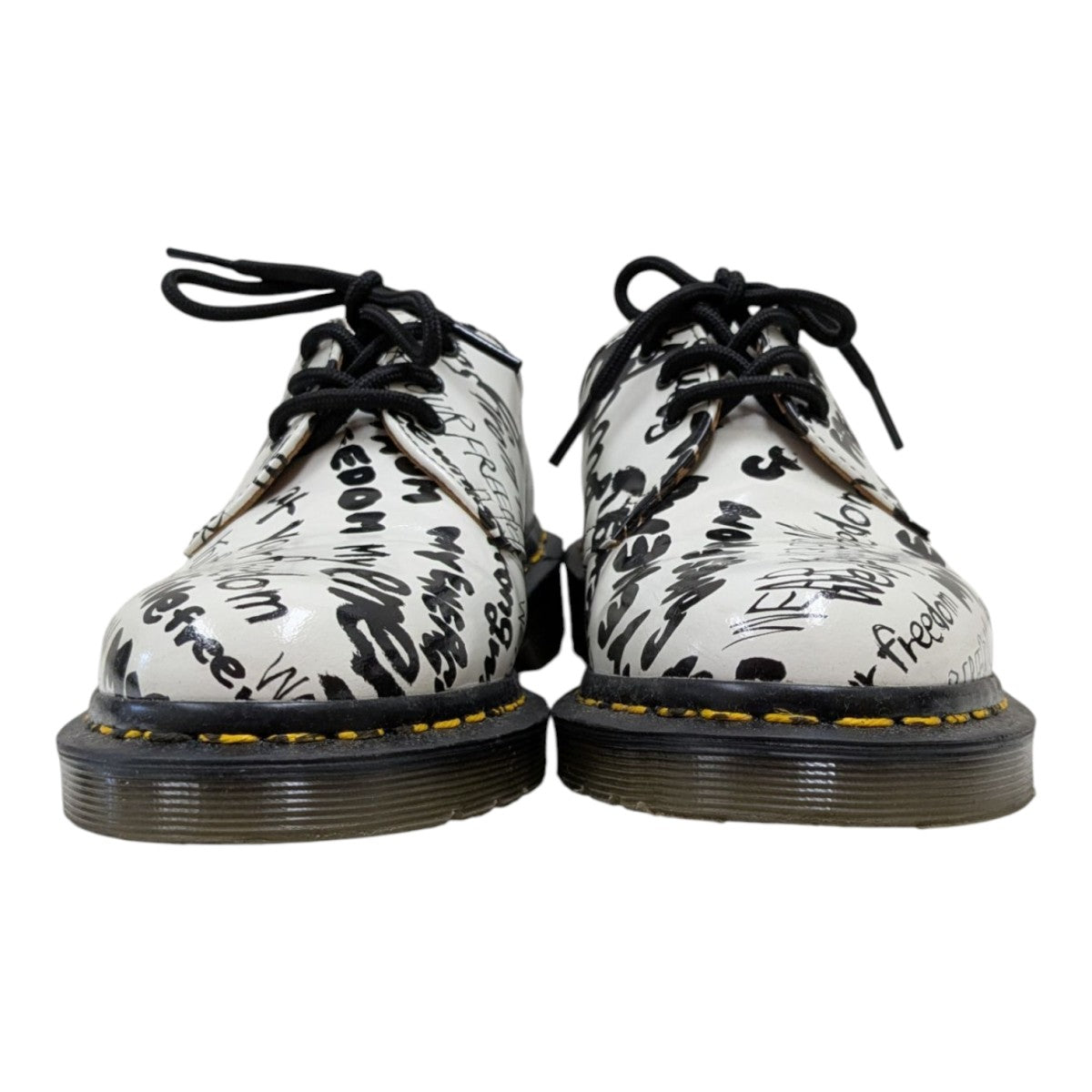 COMME des GARÇONS x Dr. Martens シューズ COMME des GARÇONS and Dr. Martens releases three new