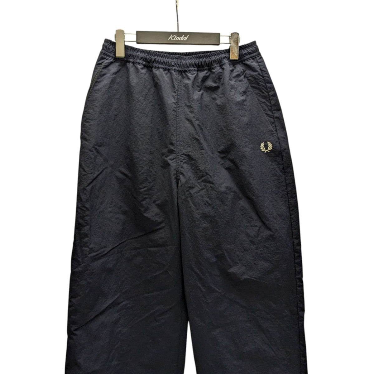 BEAMS x FRED PERRY Shell Pants 黒 BEAMS × FRED PERRY Shell Pants / Black M