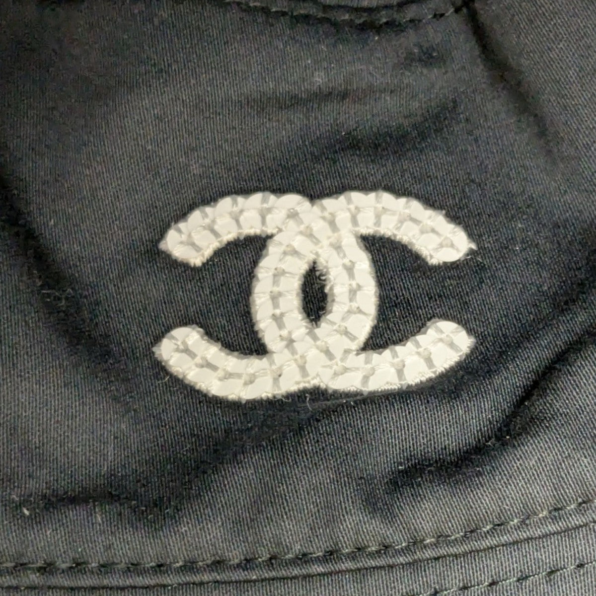 新品未使用♡Lサイズ　CHANEL バケットハット リバーシブル CHANEL(シャネル) リバーシブルバケットハット ブラック×マルチ
