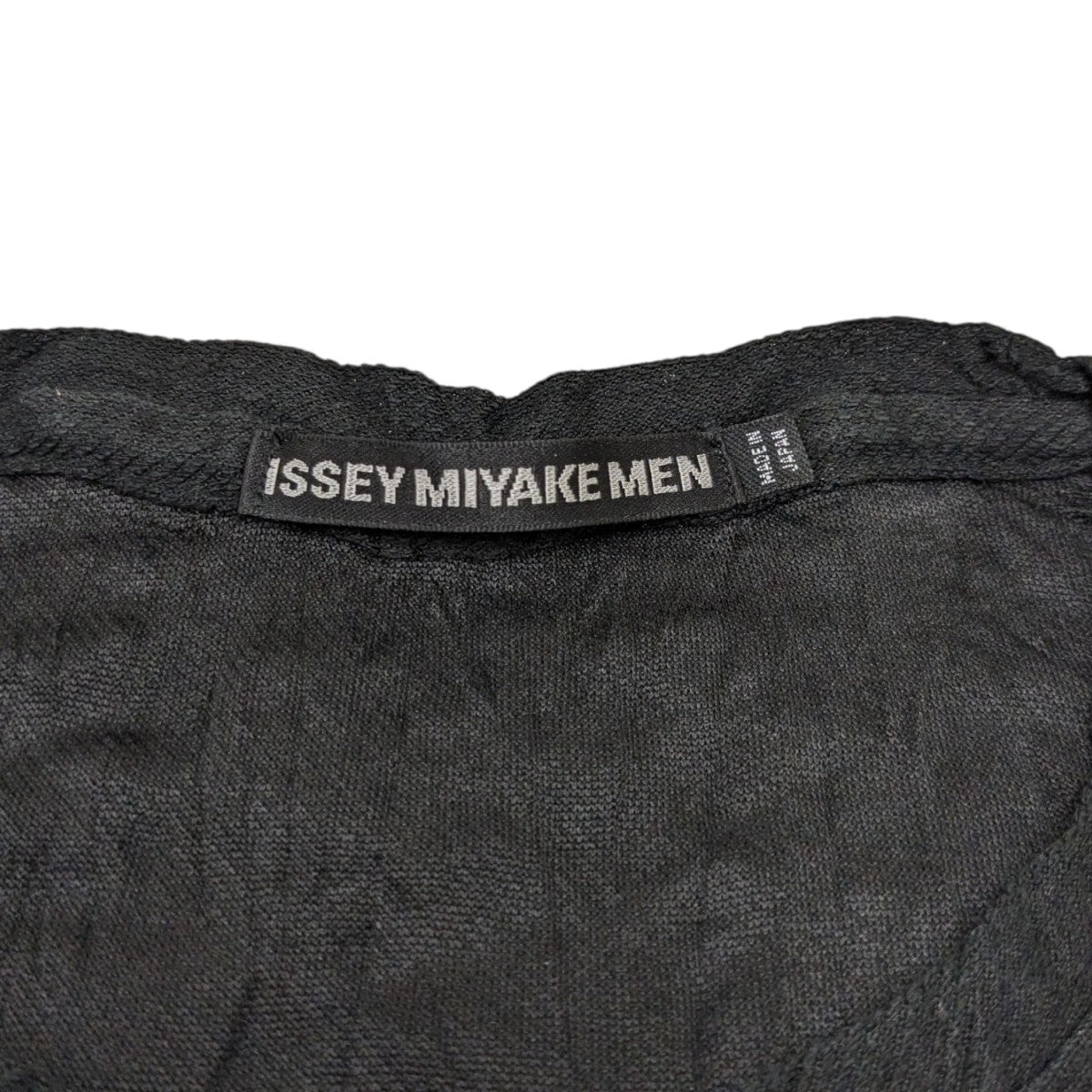 ISSEY MIYAKE me 半袖Tシャツ ISSEY MIYAKE（Tシャツ/カットソー(半袖/袖なし)）のフリマ