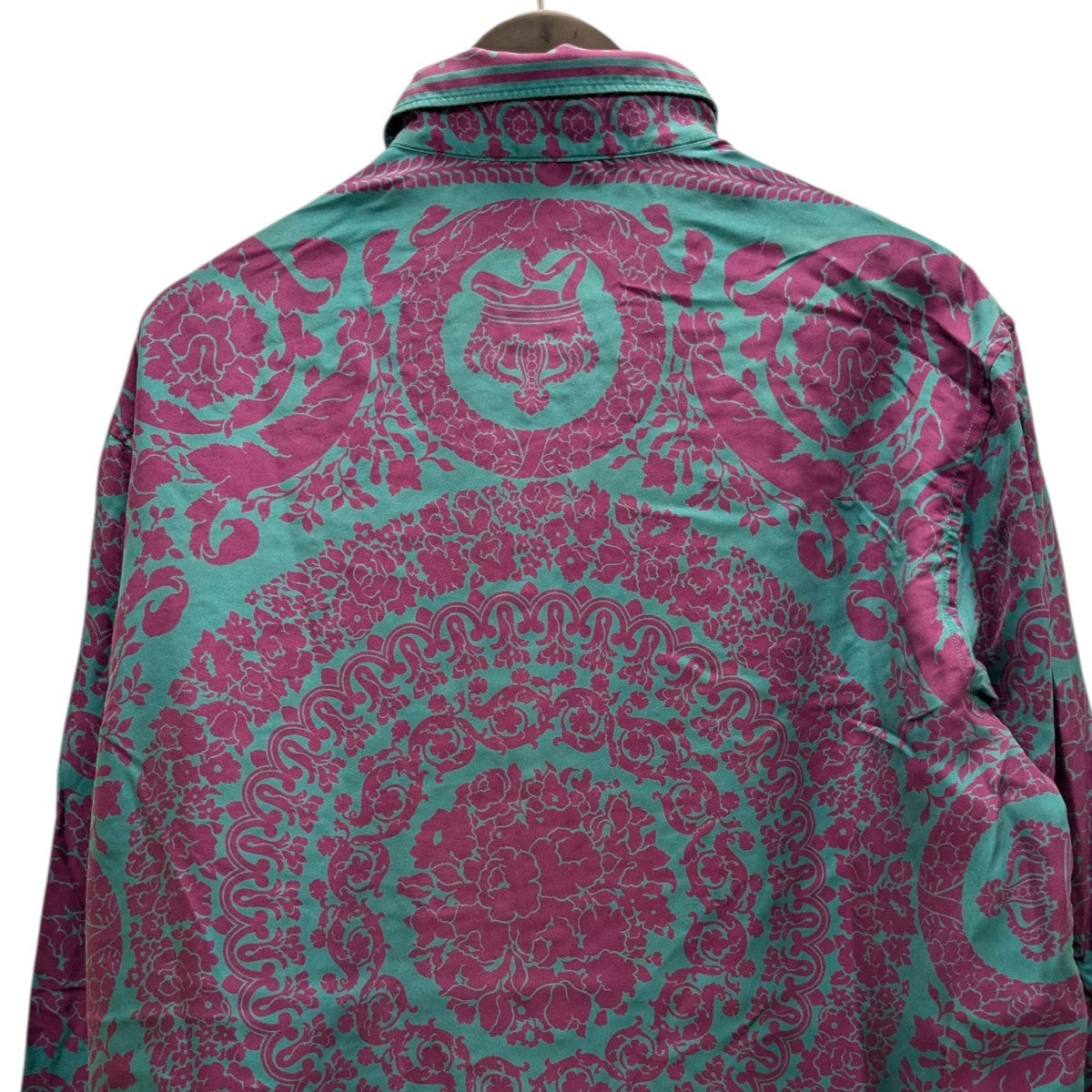 VERSACE 総柄シルクシャツ 古着・中古-4枚目のアイテム画像