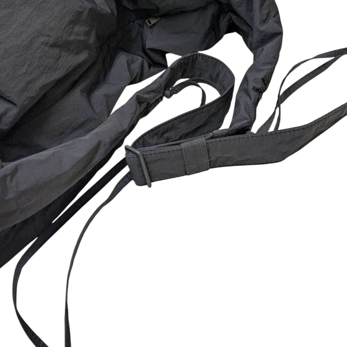 COS ブラック ショルダーバッグ COS(コス) / ショルダーバッグ/レザー/BLK/無地 | 中古品の販売