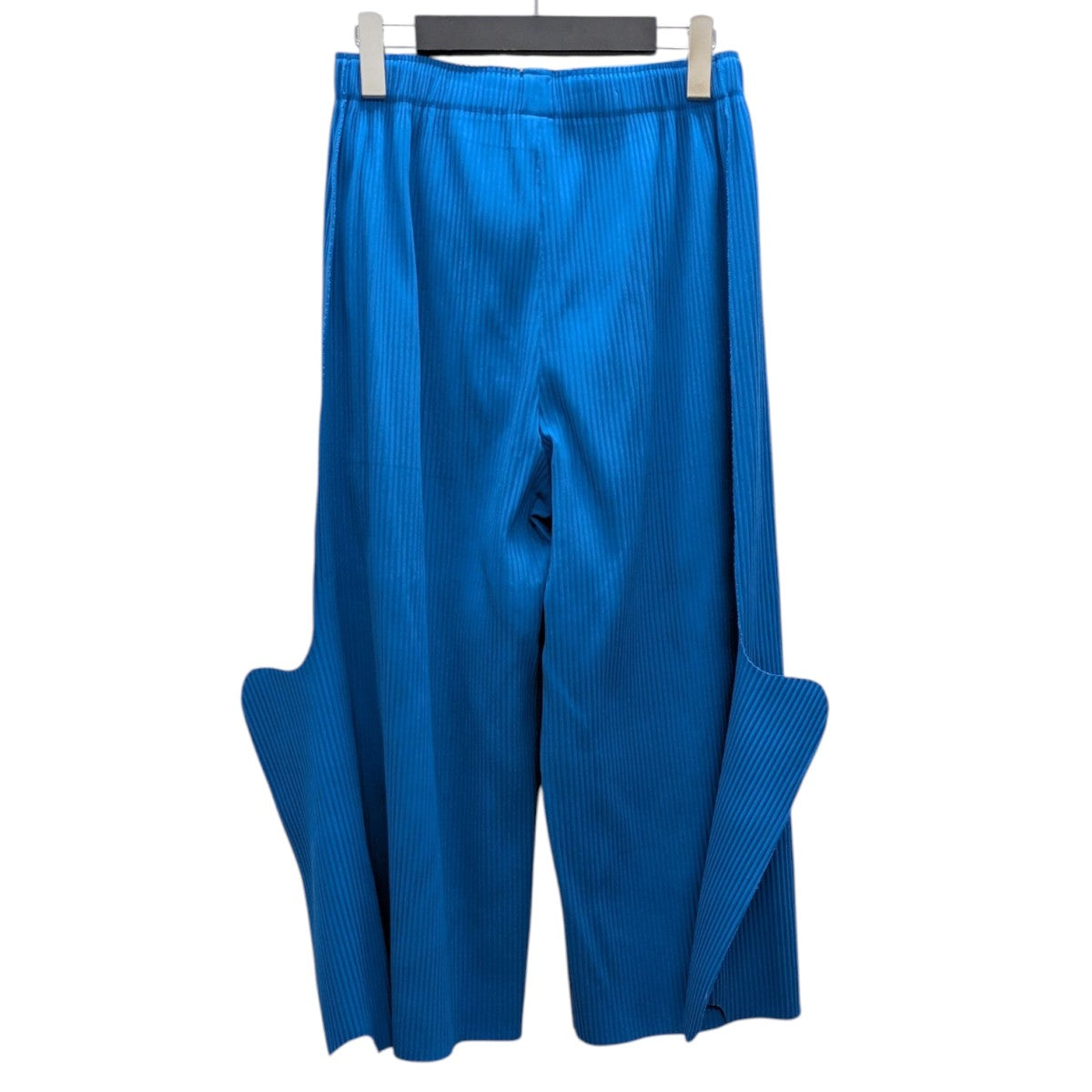 me ISSEY MIYAKE(ミーイッセイミヤケ) プリーツパンツ MI52KF377