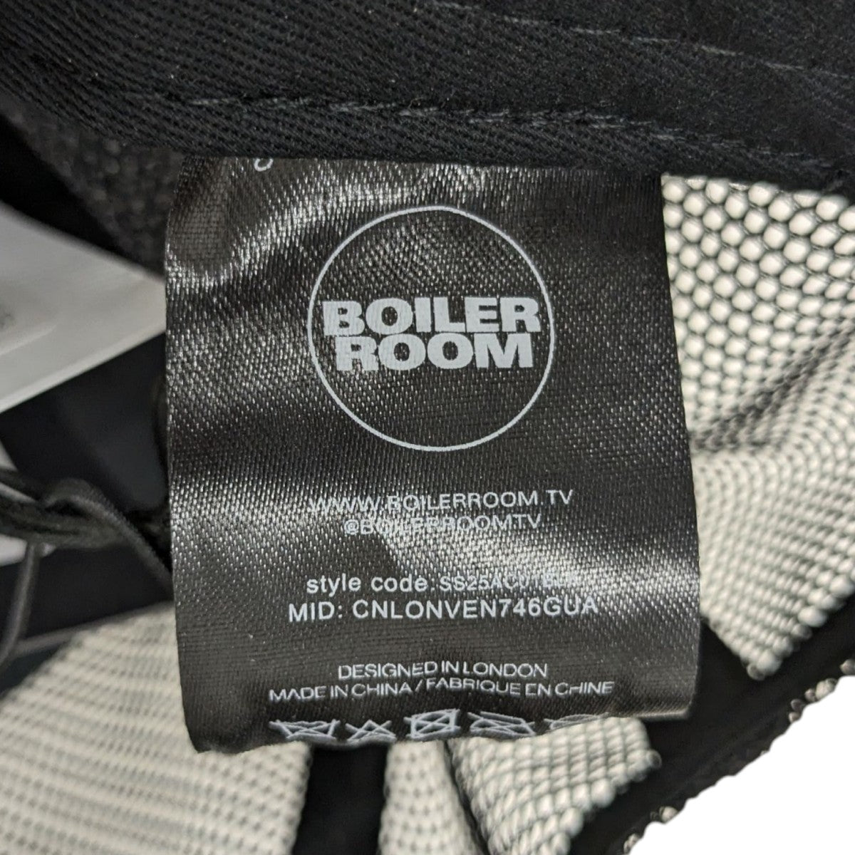 BOILER ROOM メッシュキャップ BOILER ROOM(ボイラールーム) WORLWIDE CAPロゴメッシュキャップ