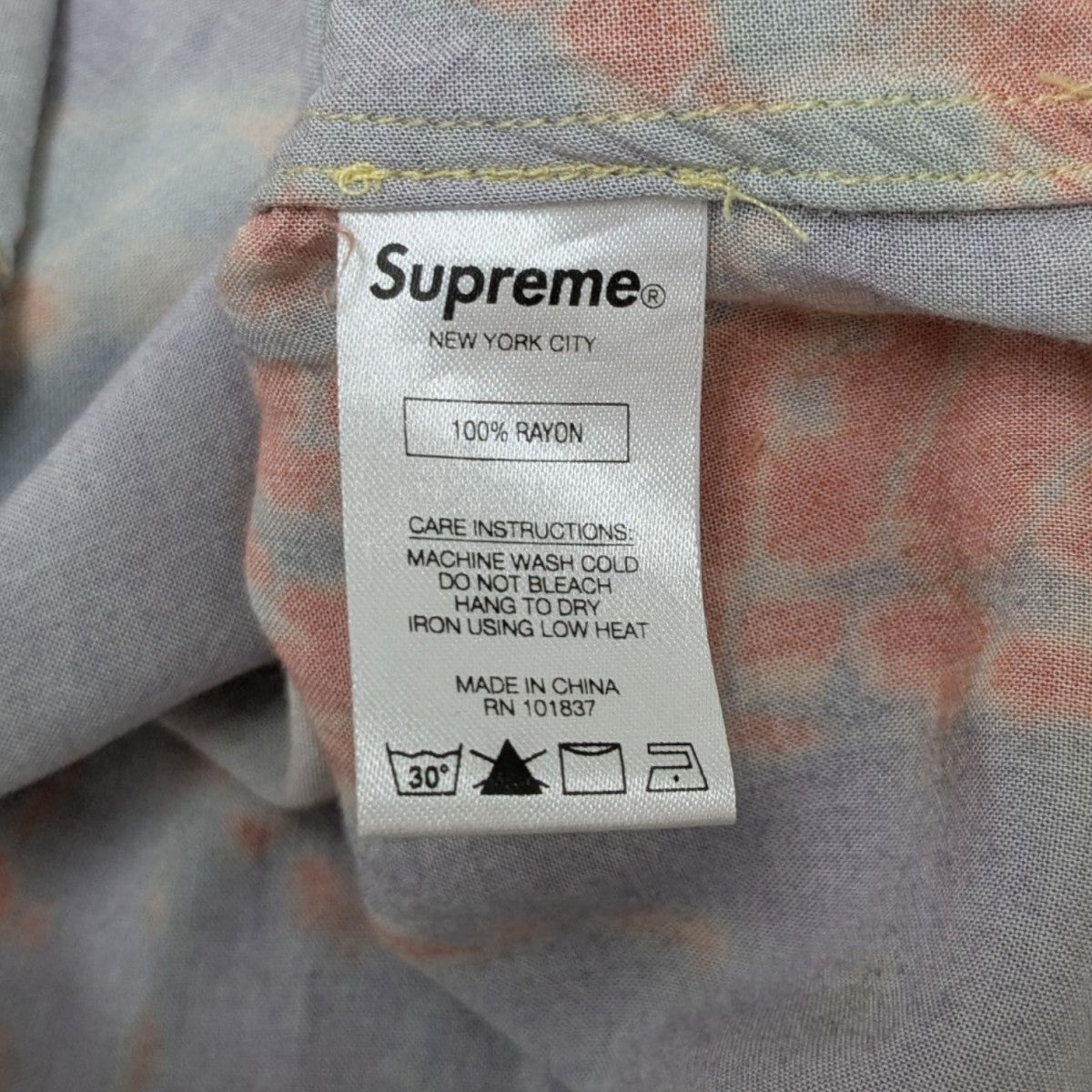 レーヨンシャツ