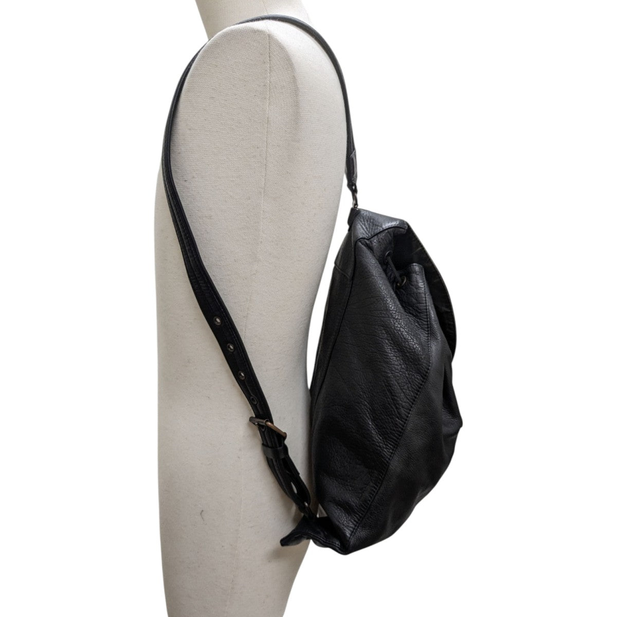 HELMUT LANG(ヘルムートラング) レザーバックパック ブラック