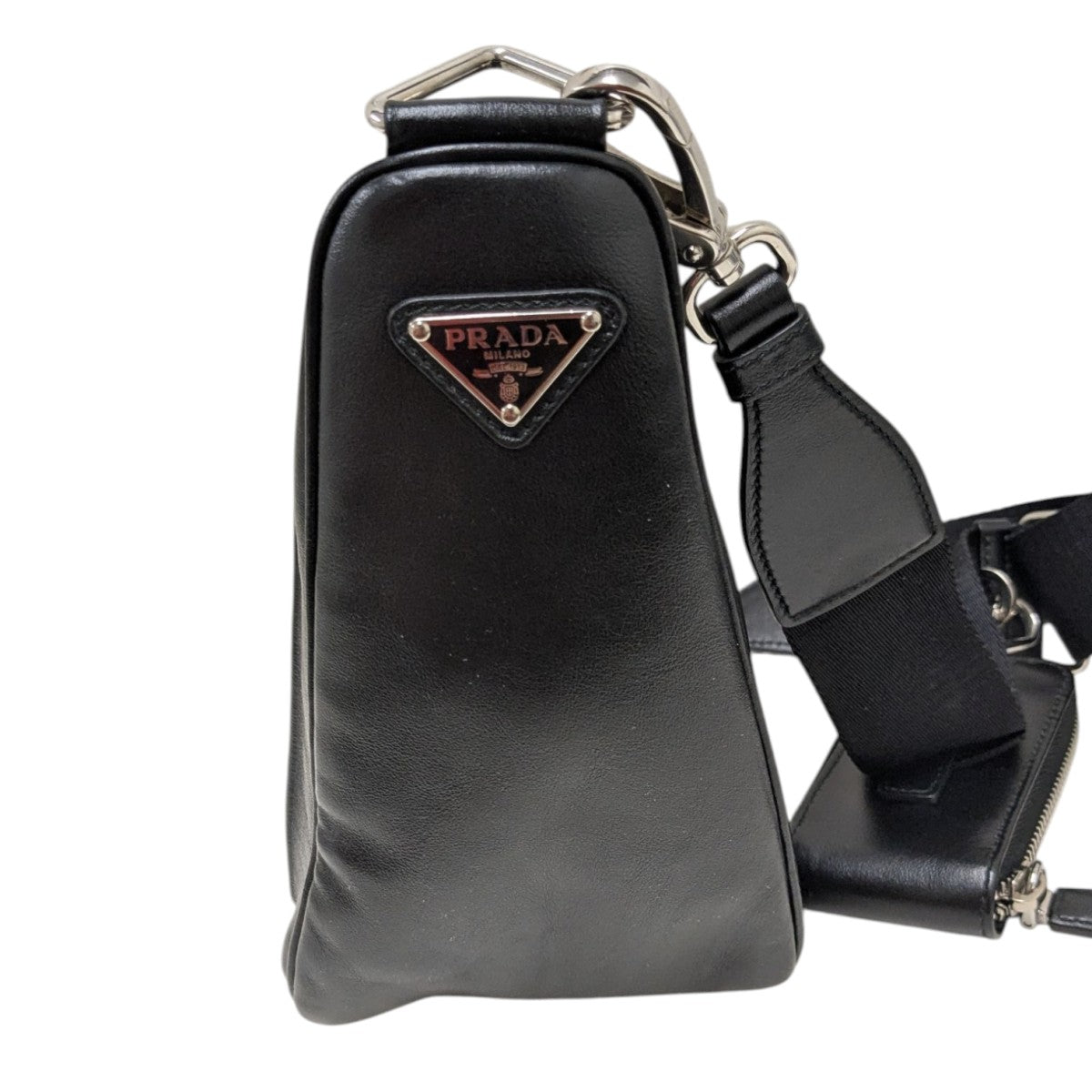 楽天市場】【プラダ】Prada ロゴエンボス トライアングル レザー
