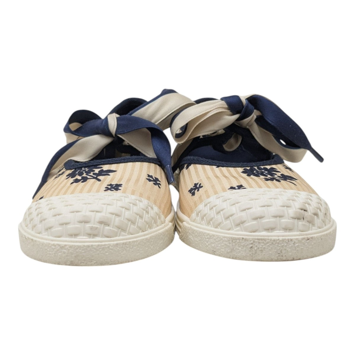 VALENTINO レザー リボン付き サンダル 国内発送 関税込 VALENTINO】 Vロゴ カーフスキン ウェッジ サンダル (VALENTINO