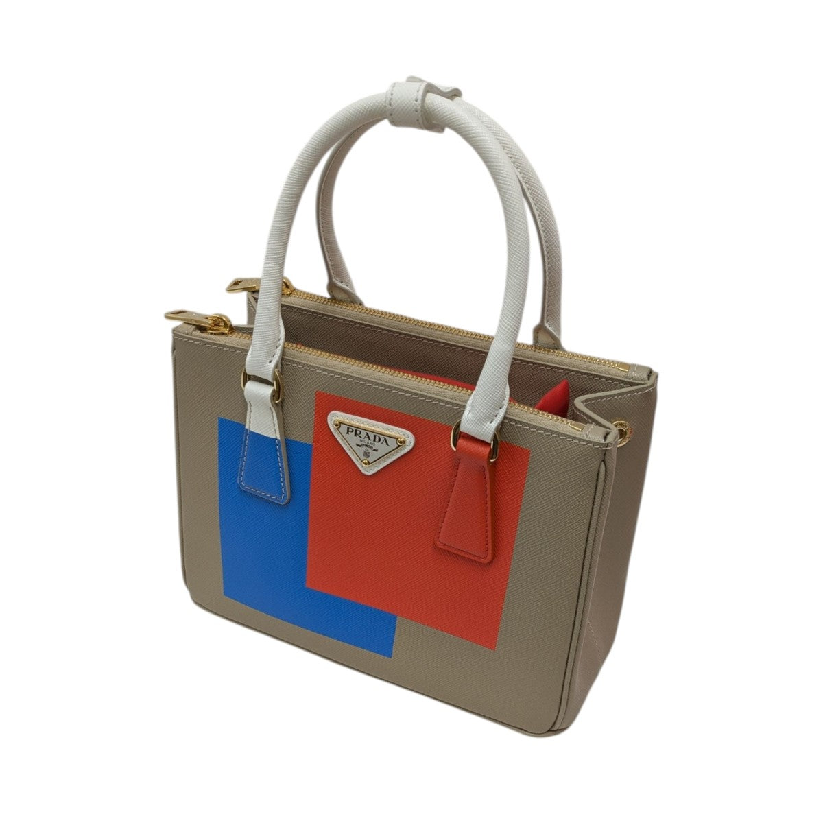 PRADA(プラダ) トライアングルロゴプレートナイロンショルダーバッグ