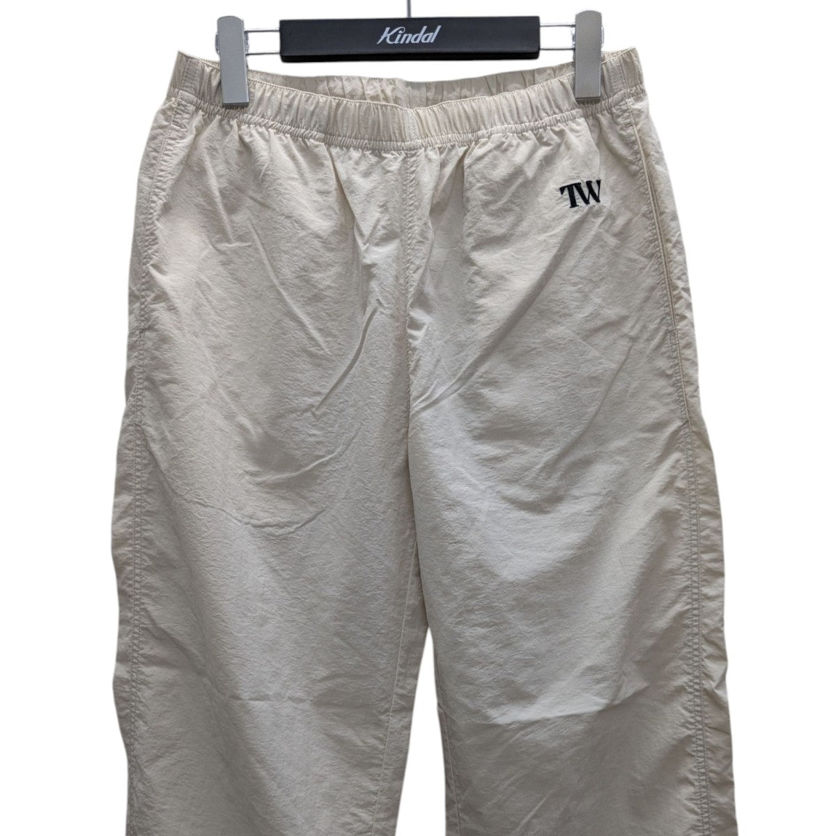 TW ナイロンパンツ　アイボリーMサイズ TW ナイロンパンツ unisex nylon pants M 梨花の通販 by JUNE's