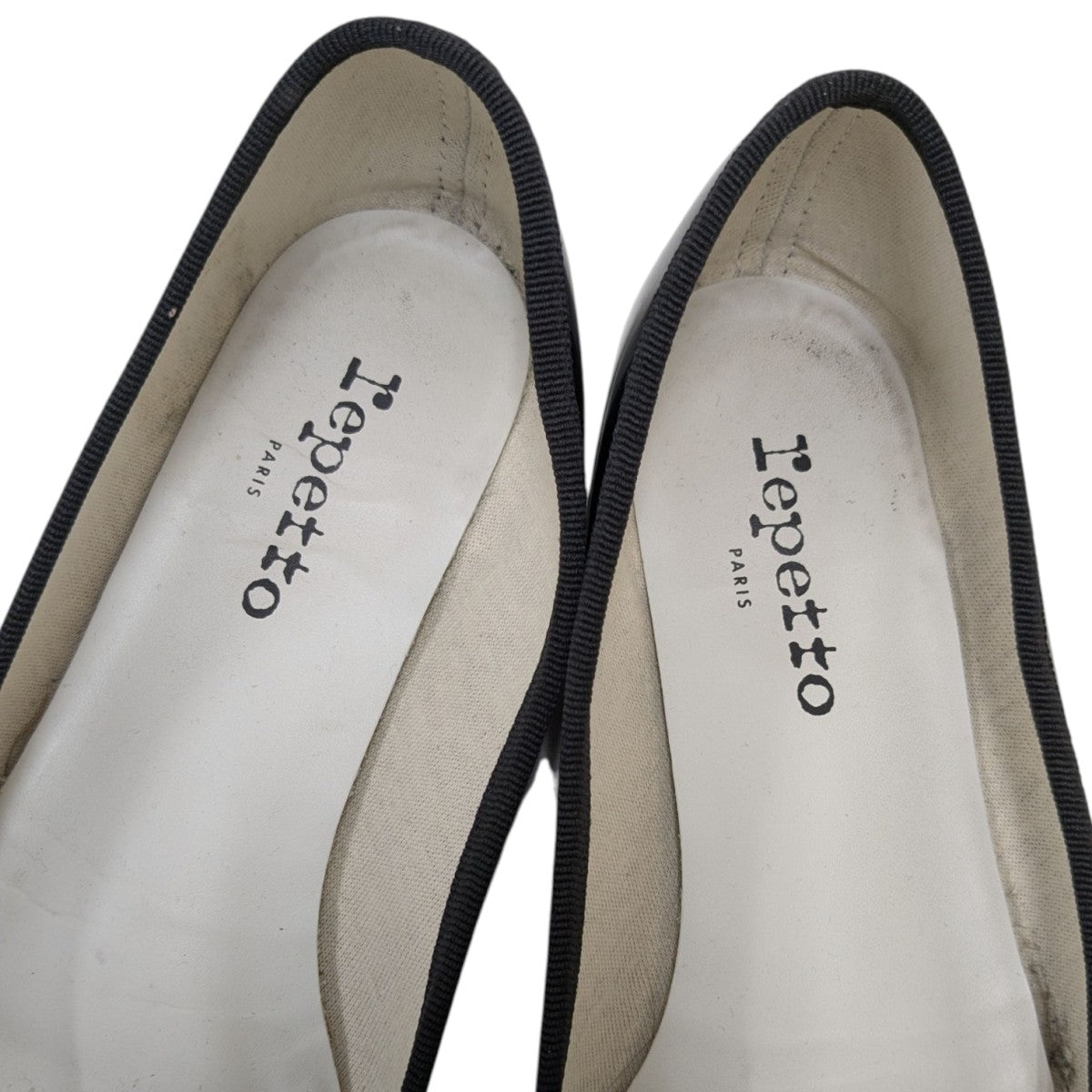 【極美品】repetto バレエシューズ チャンキーヒール エナメル 24.5 Repetto(レペット) エナメルバレエシューズ ブラック サイズ 37