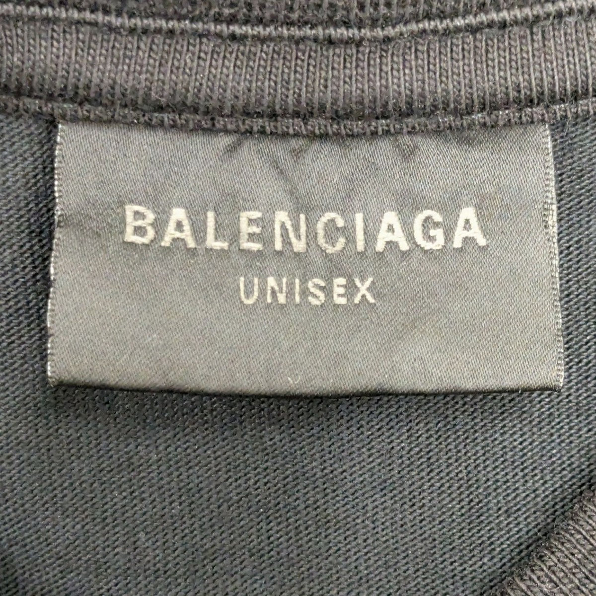 BALENCIAGA タグチャーム グレー org.jpg
