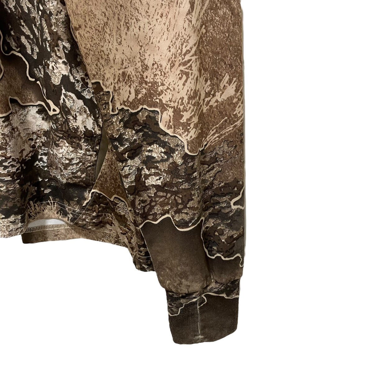 PALACE リアルツリーMサイズ 長袖カットソー 2100090000405360-1.jpg