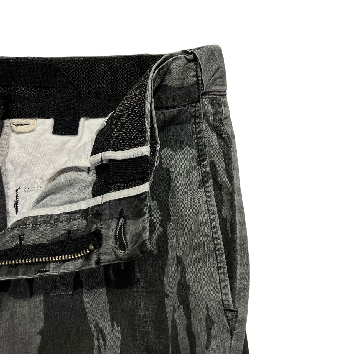 STONE ISLAND(ストーンアイランド) カモフラパンツ621531034