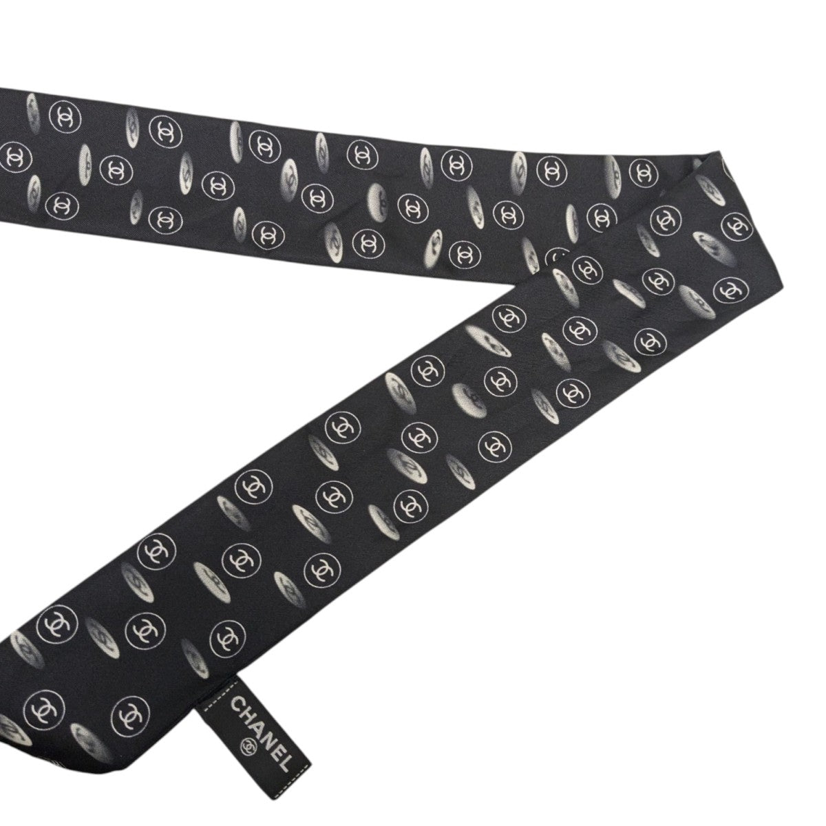 エレガント◆送料込♪【CHANEL】slim バンドゥ シルク & black Chanel White, Gray, and Black CC Silk Slim Bandeau - Ann's