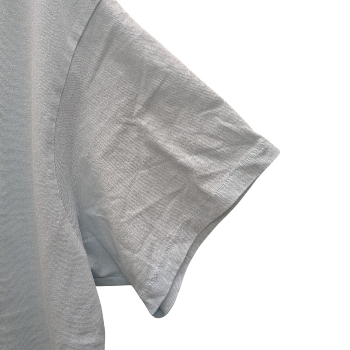 ロゴプリントTシャツ