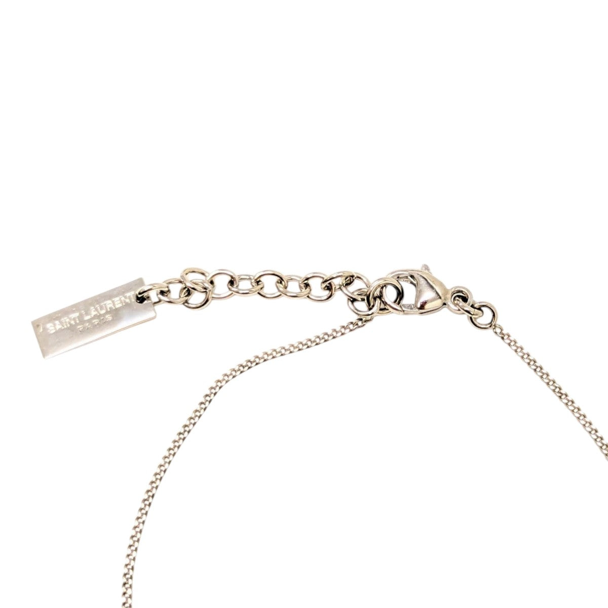 Saint Laurent カサンドラロゴ モチーフ バングル シルバー 中古 Saint Laurent カサンドラロゴ モチーフ バングル シルバー 中古