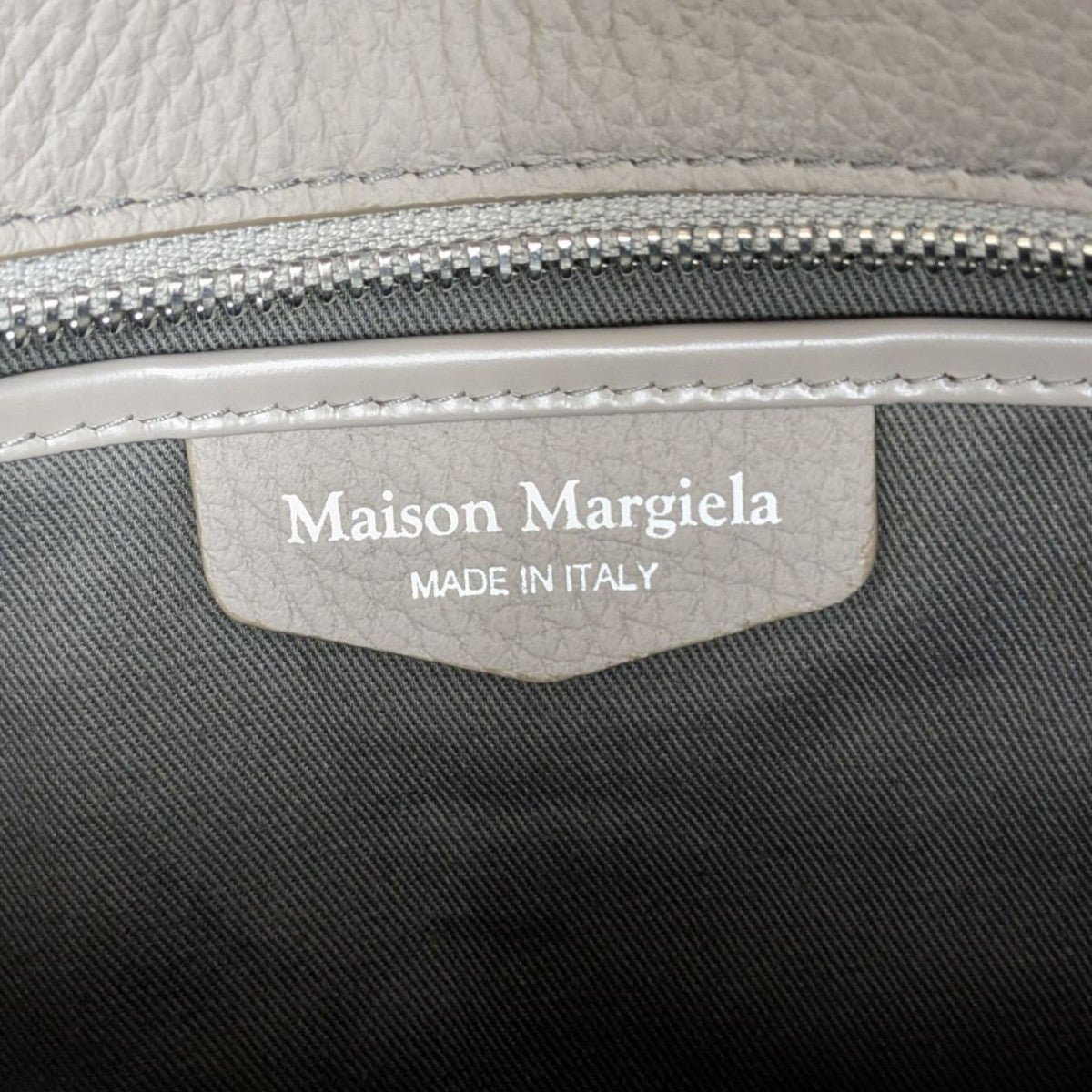 Maison Margiela Soft 5AC on-bodyショルダーバッグSB1WG017 P4746 古着・中古-6枚目のアイテム画像