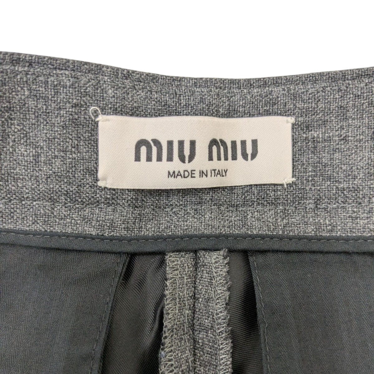 miu miu パープルグレー　サイズ40 MIU MIU(ミュウミュウ) バックロゴスラックス MP1831 S000