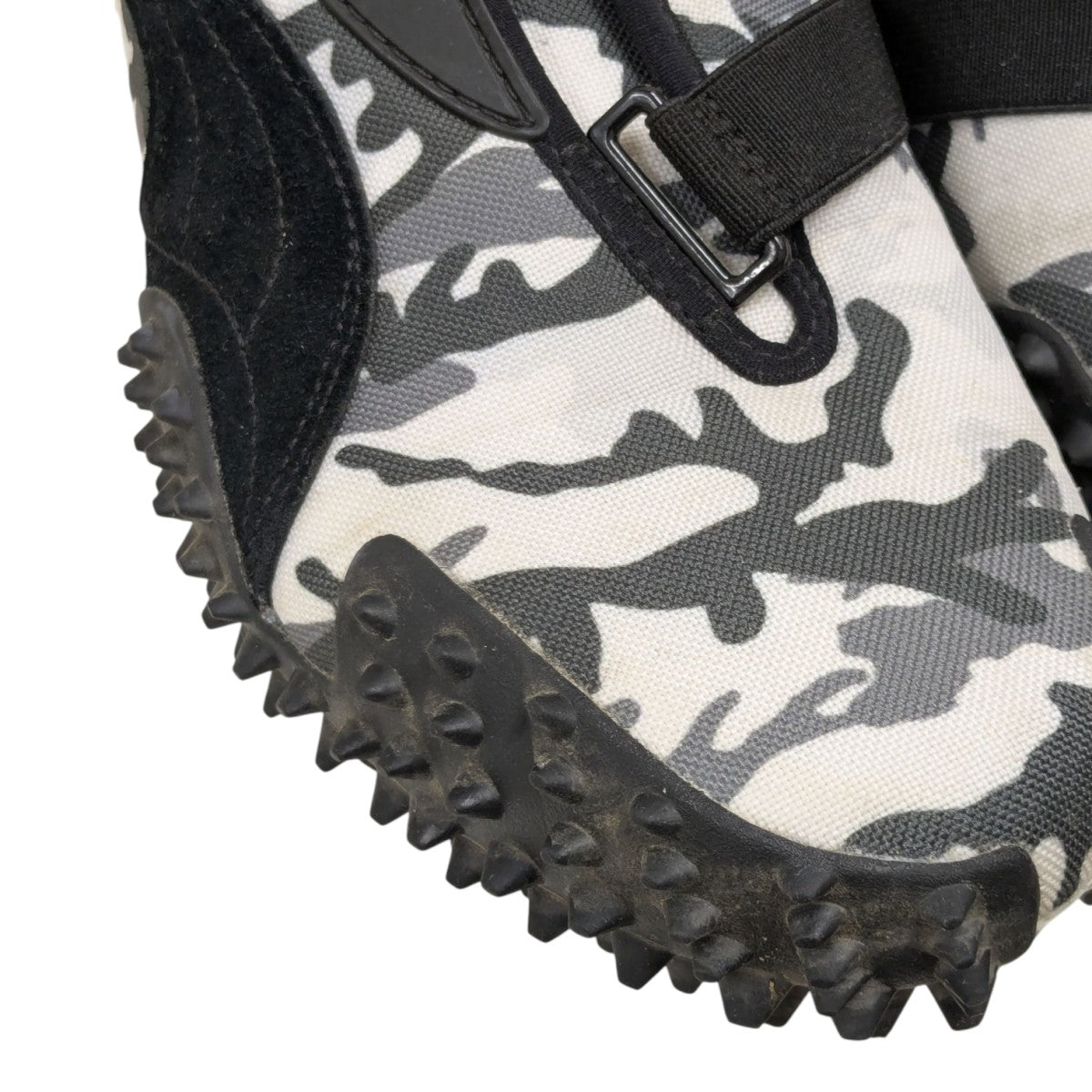 MOSTRO CAMO WILDローカットスニーカー