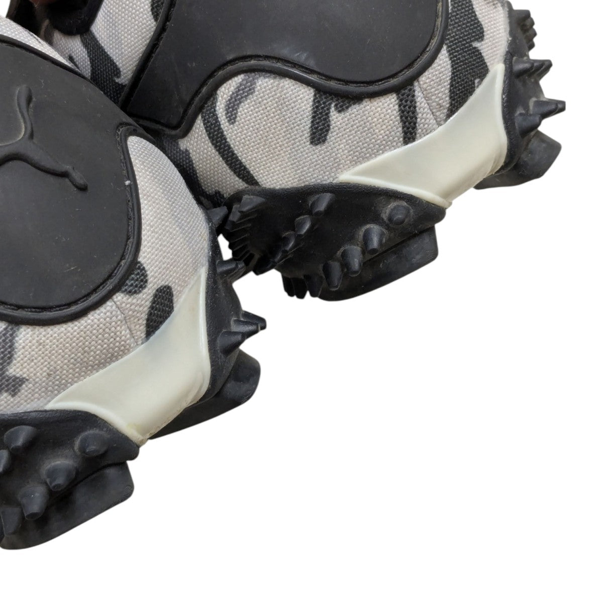 MOSTRO CAMO WILDローカットスニーカー
