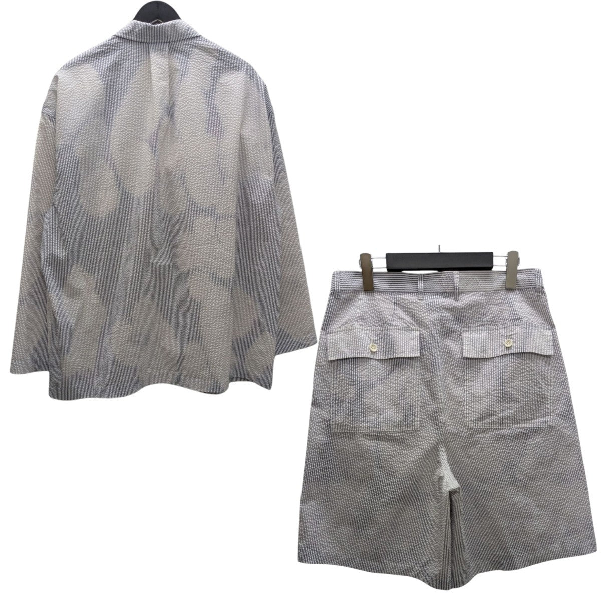 ADULT ORIENTED ROBES(アダルト オリエンテッド ローブス
