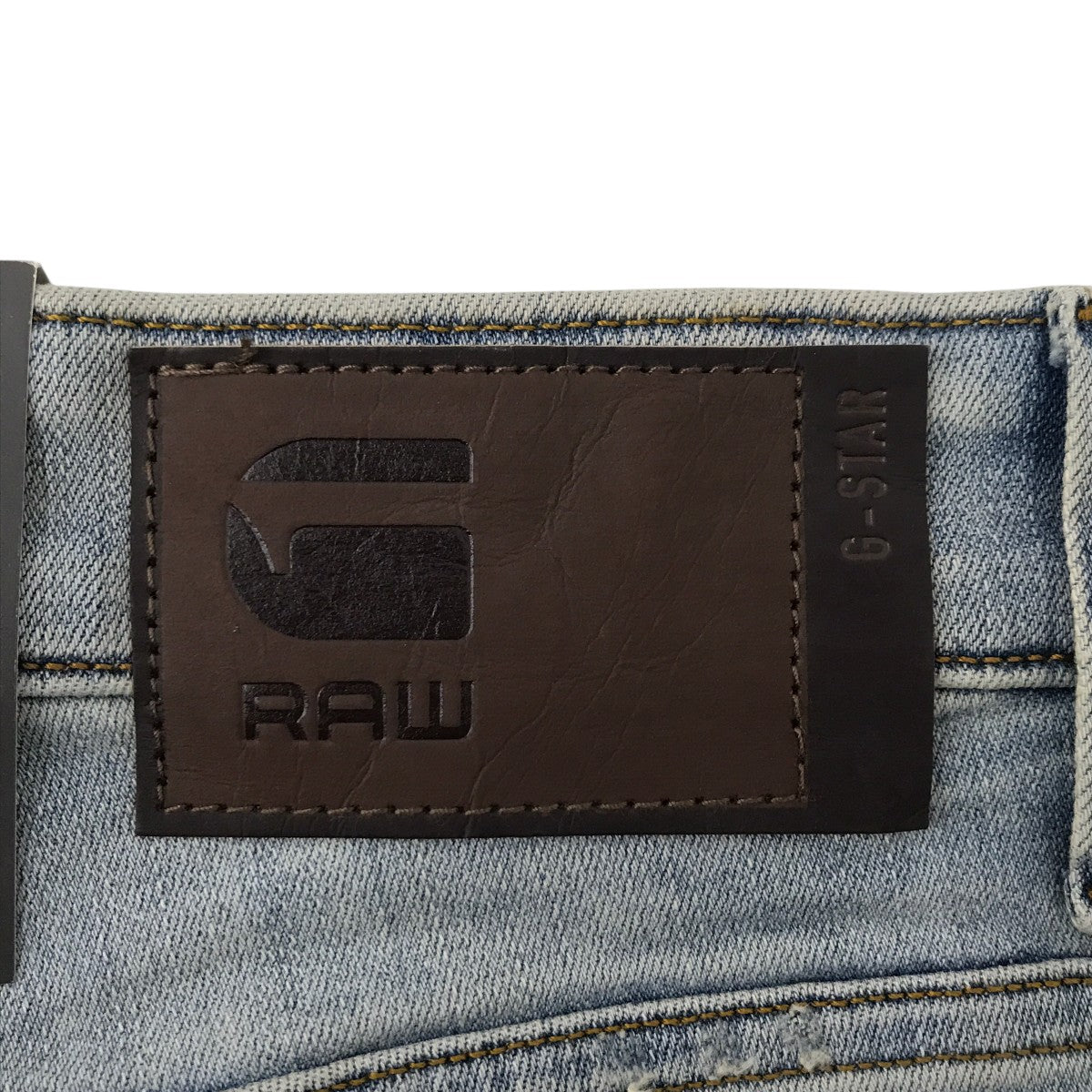 ダメージ加工デニムパンツ