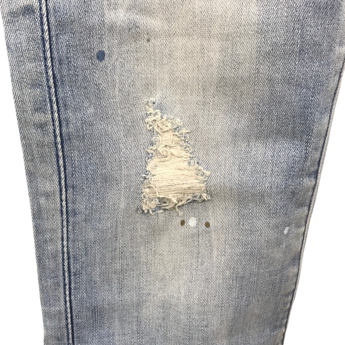 ダメージ加工デニムパンツ