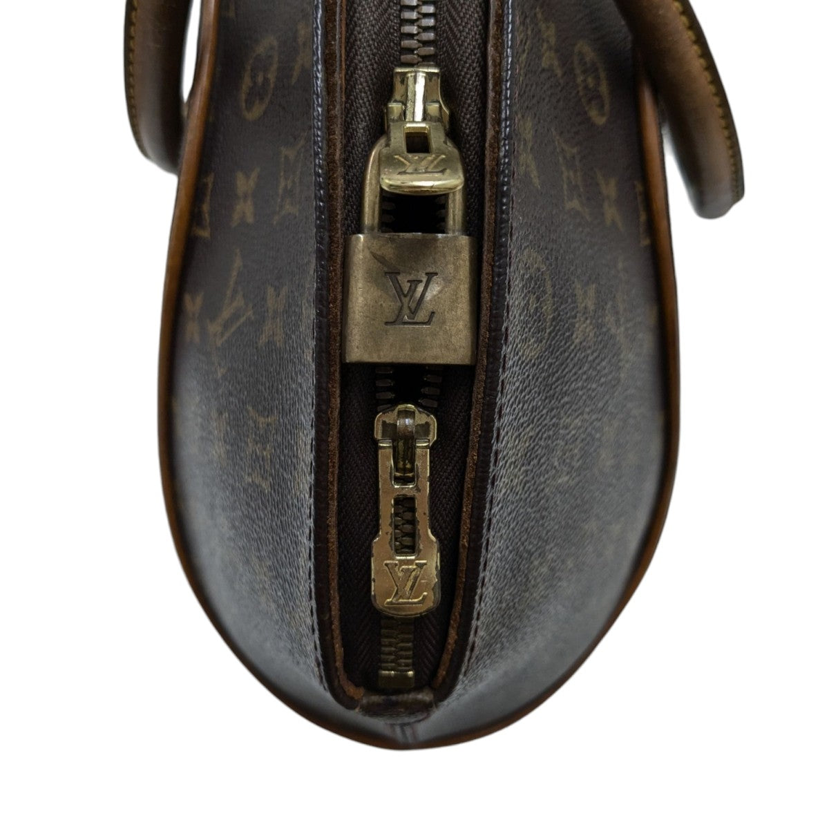 LOUIS VUITTON(ルイヴィトン) エリプスMMハンドバッグM51126