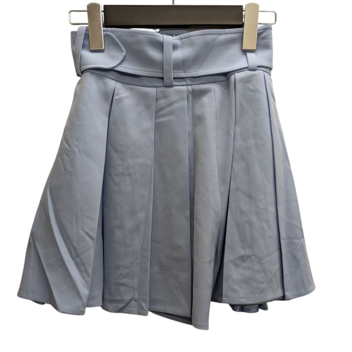 Patou ベルト付きウール プリーツショートパンツ 古着・中古-2枚目のアイテム画像