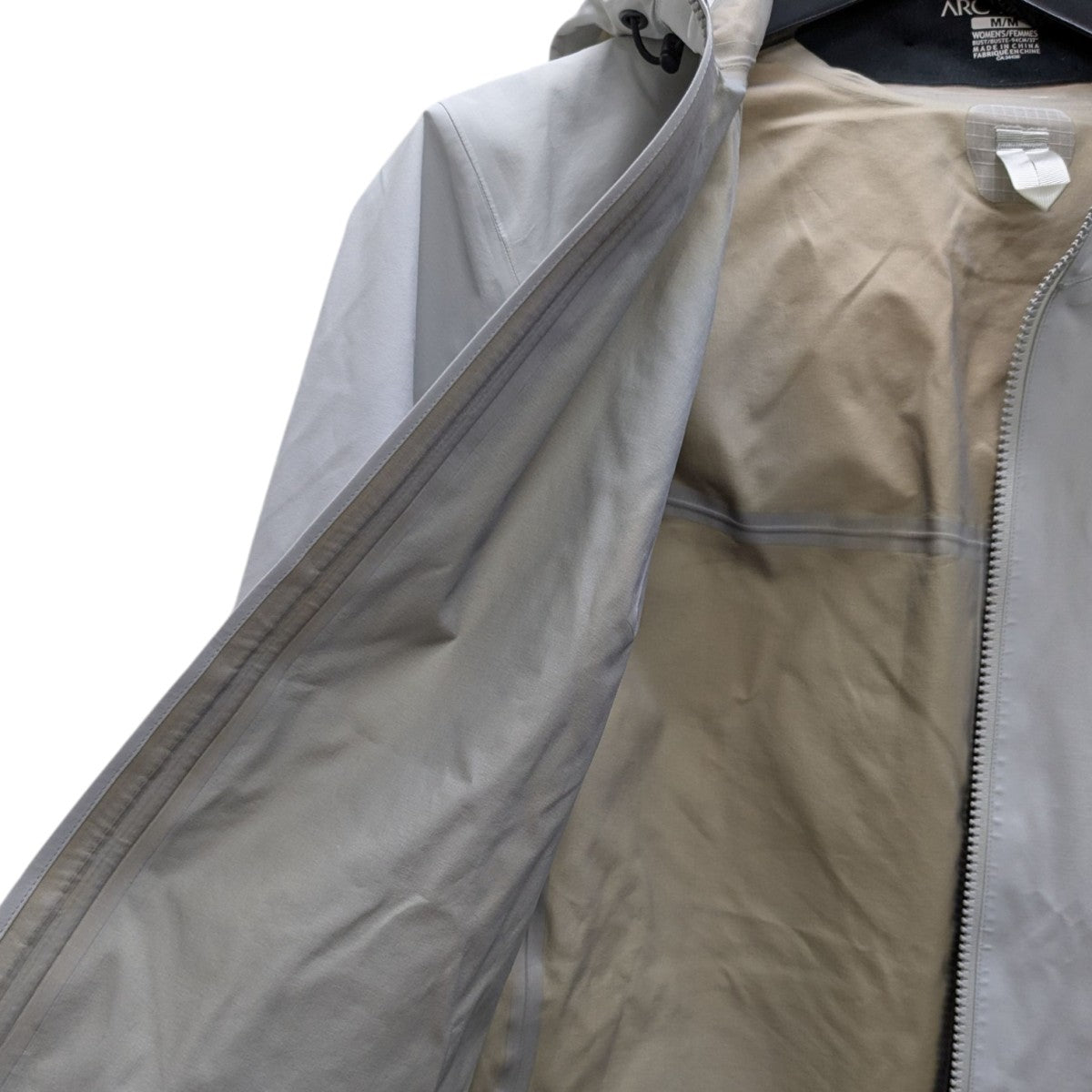 Koba様　ARC’TERYX26 26L廃盤モデル 新品未使用 アークテリクス 廃盤モデル マンティス26 カーキ