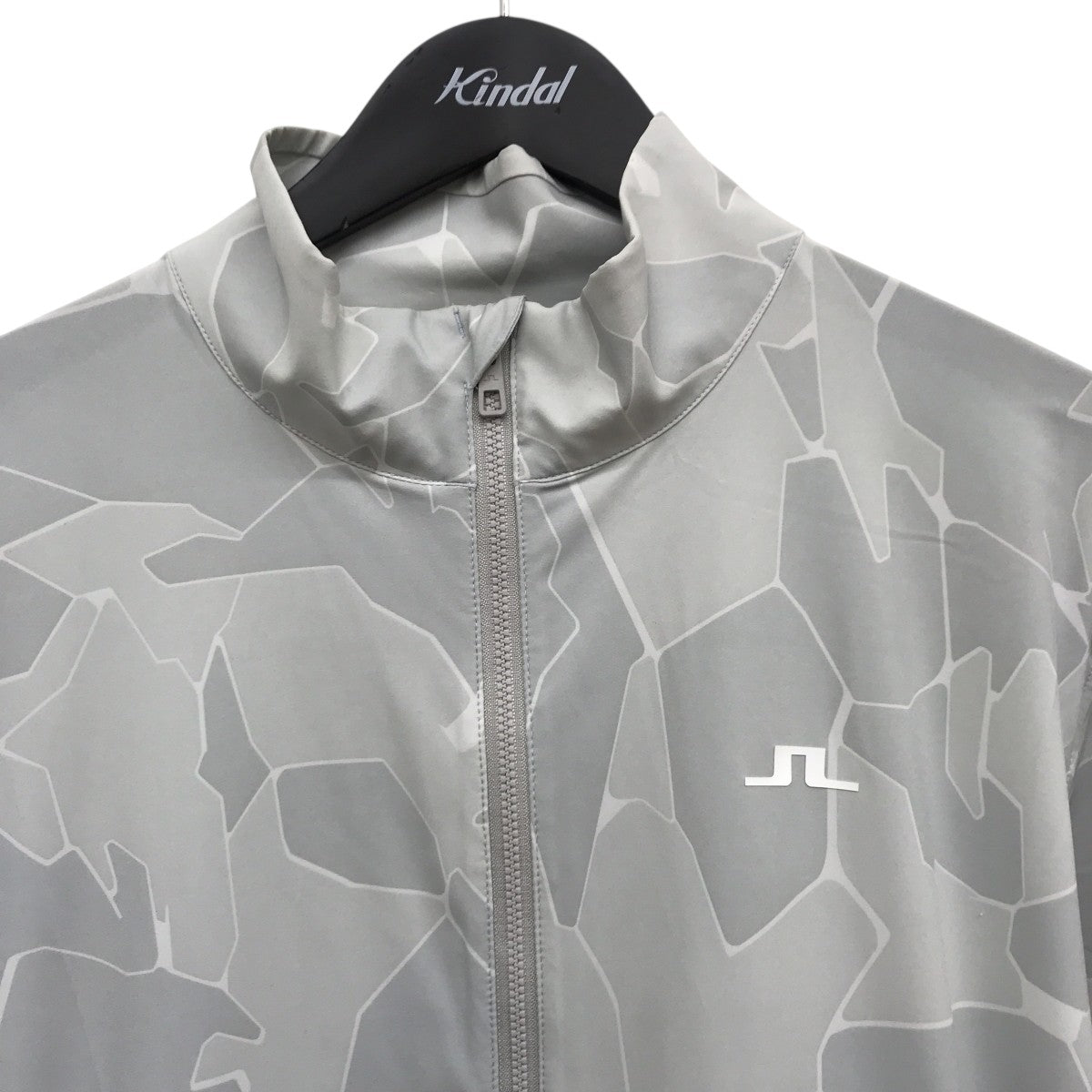 ジップアップジャケット