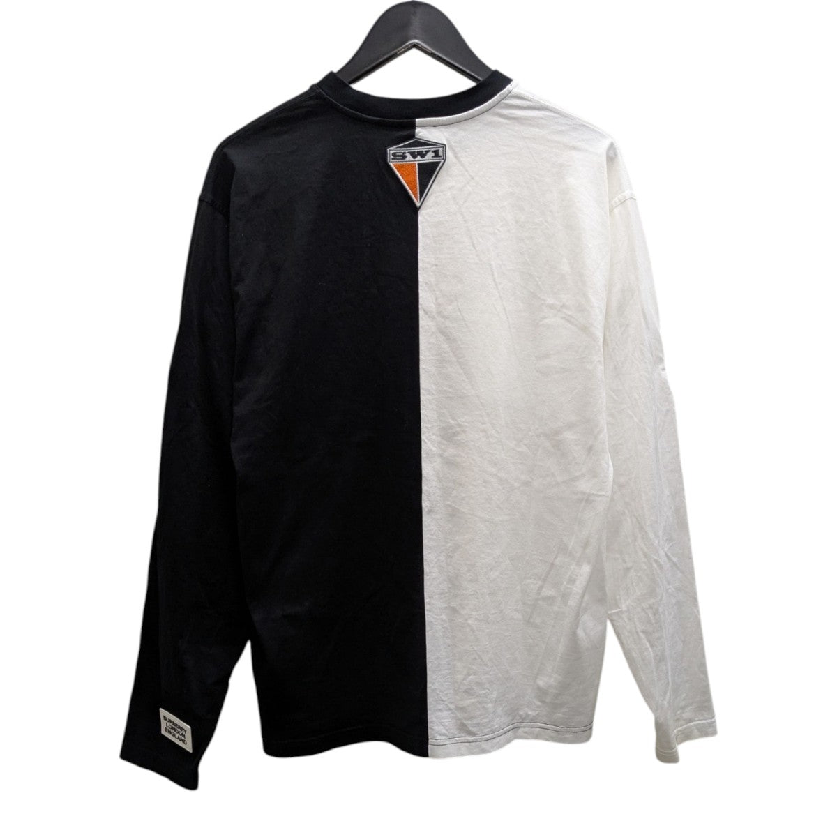 プリントアームデザインTシャツ