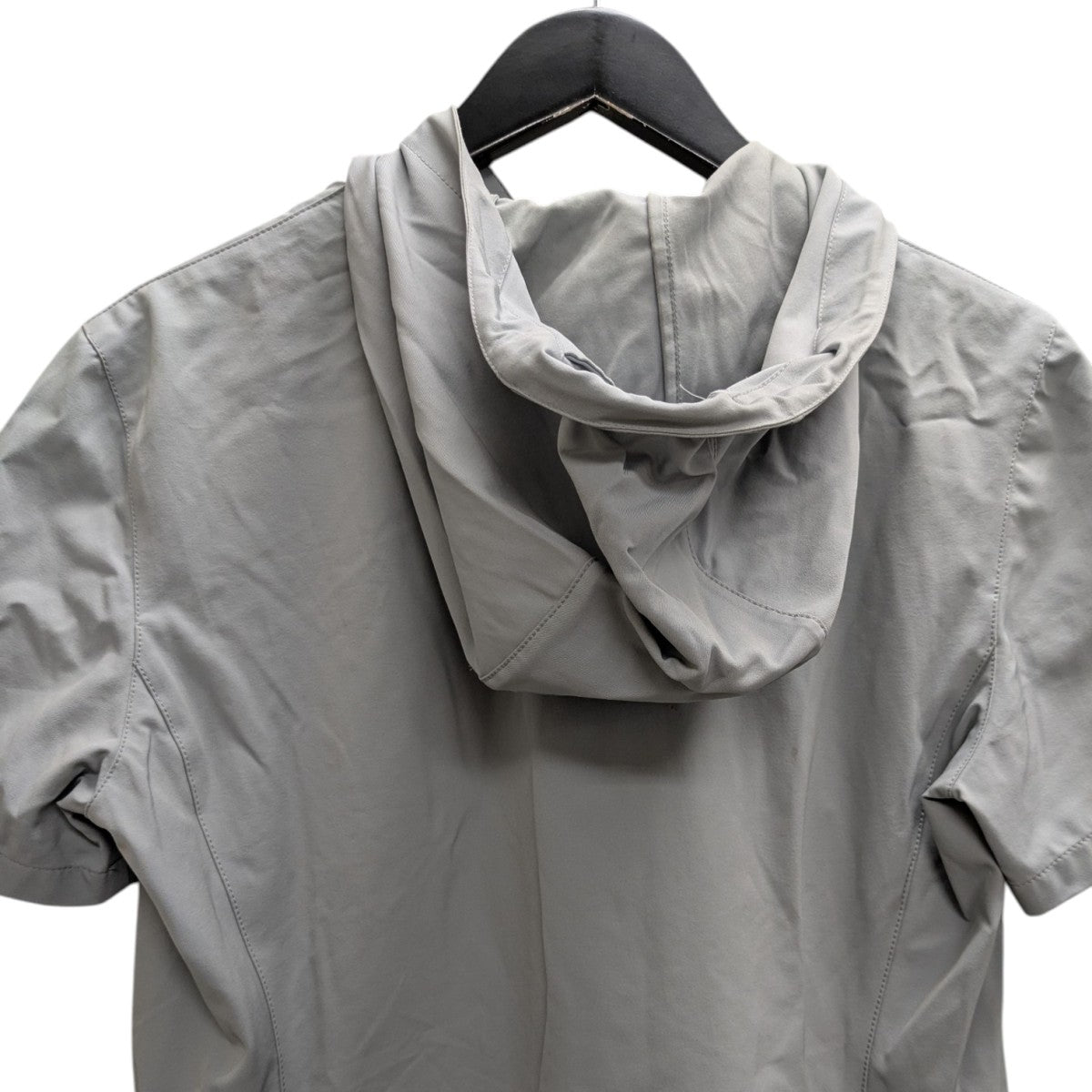 PRADA SPORTS Tシャツ グレー　半袖 PRADA グレー 半袖 ニット Tシャツ - メルカリ