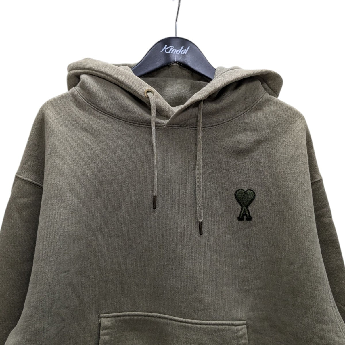 AMI Alexandre Mattiussi(アミアレクサンドルマテュッシ) 胸ハートロゴ