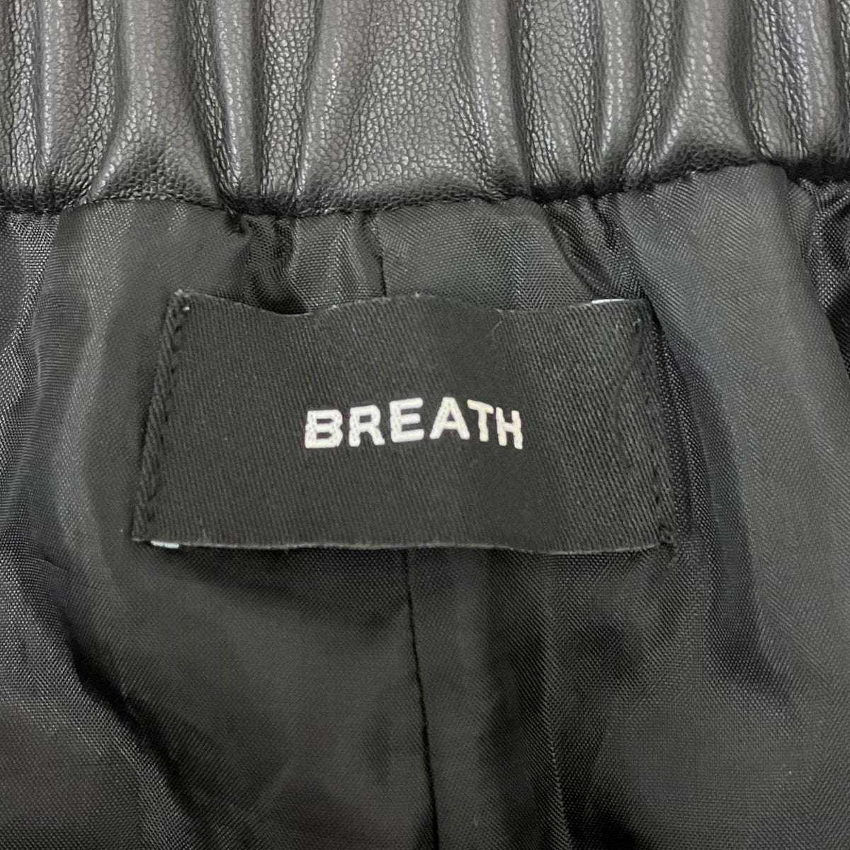 FAUX LEATHER SHORTS ショートパンツ